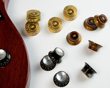 Gibson Aged Knobs 750x600.jpg